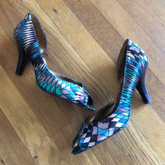 Bandolino D’orsay Multicolor Heels! - Picture 2 of 6
